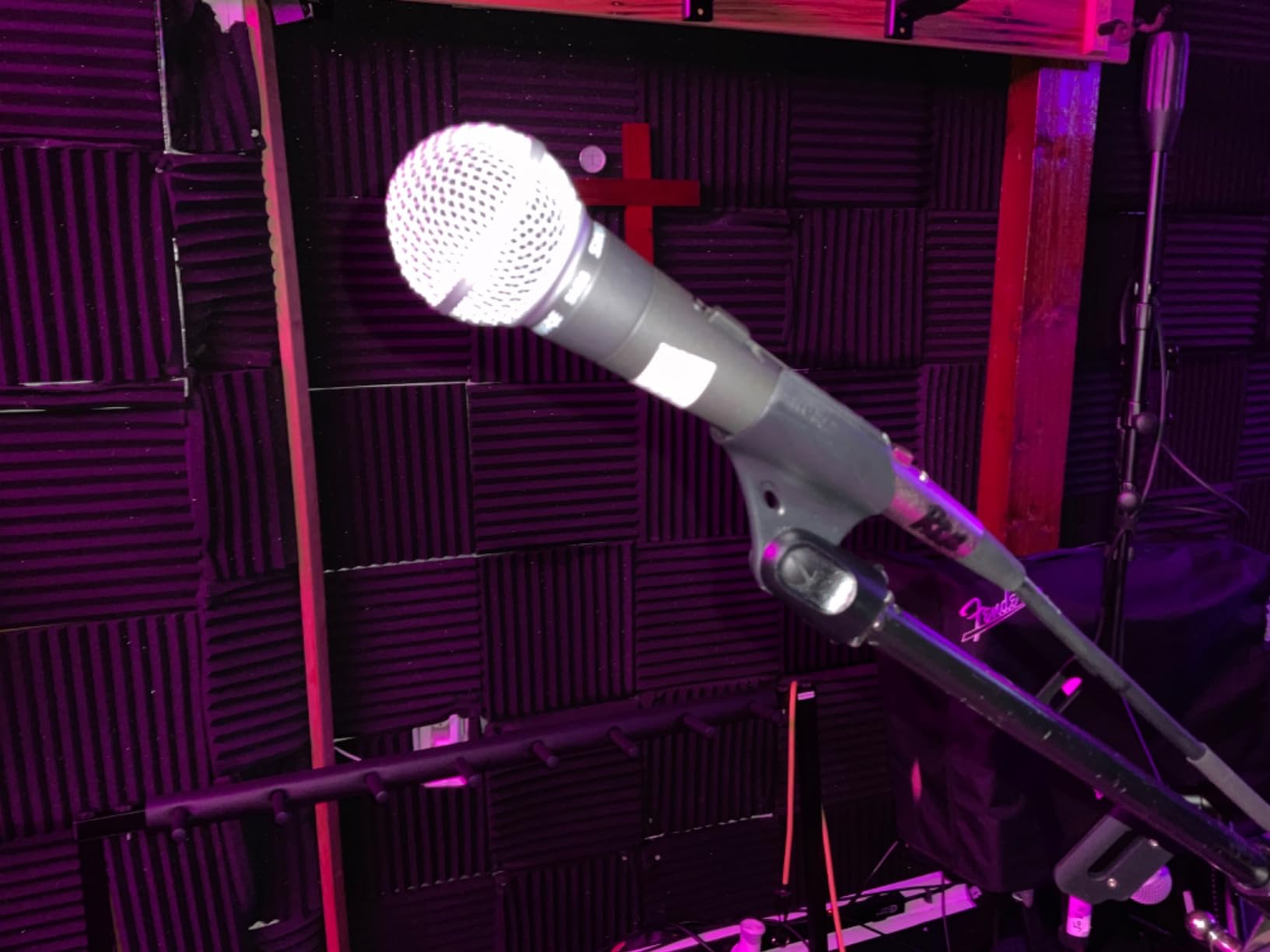 Shure SM58S Pro XLR Dynamic Vocal Microphone with On/Off Switch | Cardioid dynamic vocal mic with on/off switch for studio, live performance, podcasting and recording customer photo 1