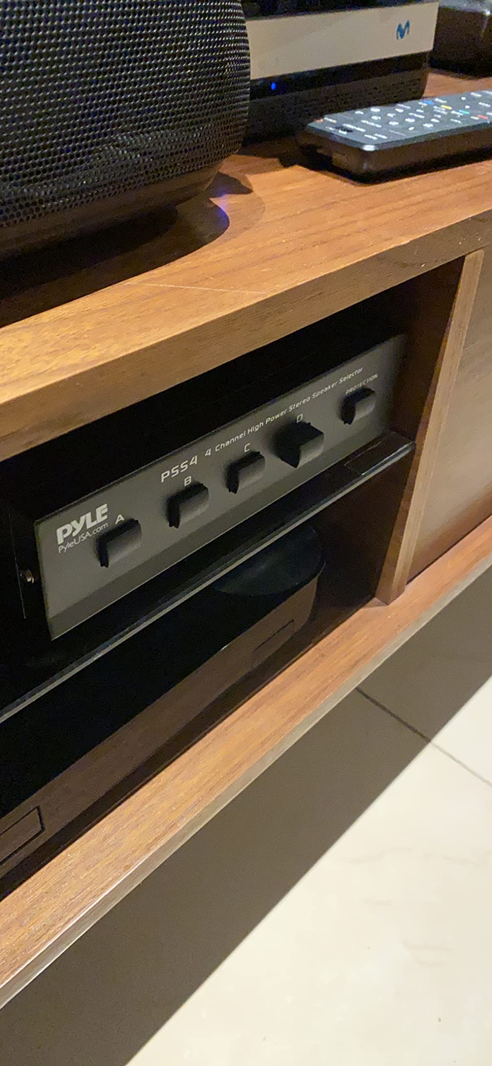 Pyle 4-Channel High Power Stereo Speaker Selector - A/B/C/D | For Multi-Channel High-Power Amp Installations - Supports up to 4 Pairs of Switched Speakers - PSS4 customer photo 2