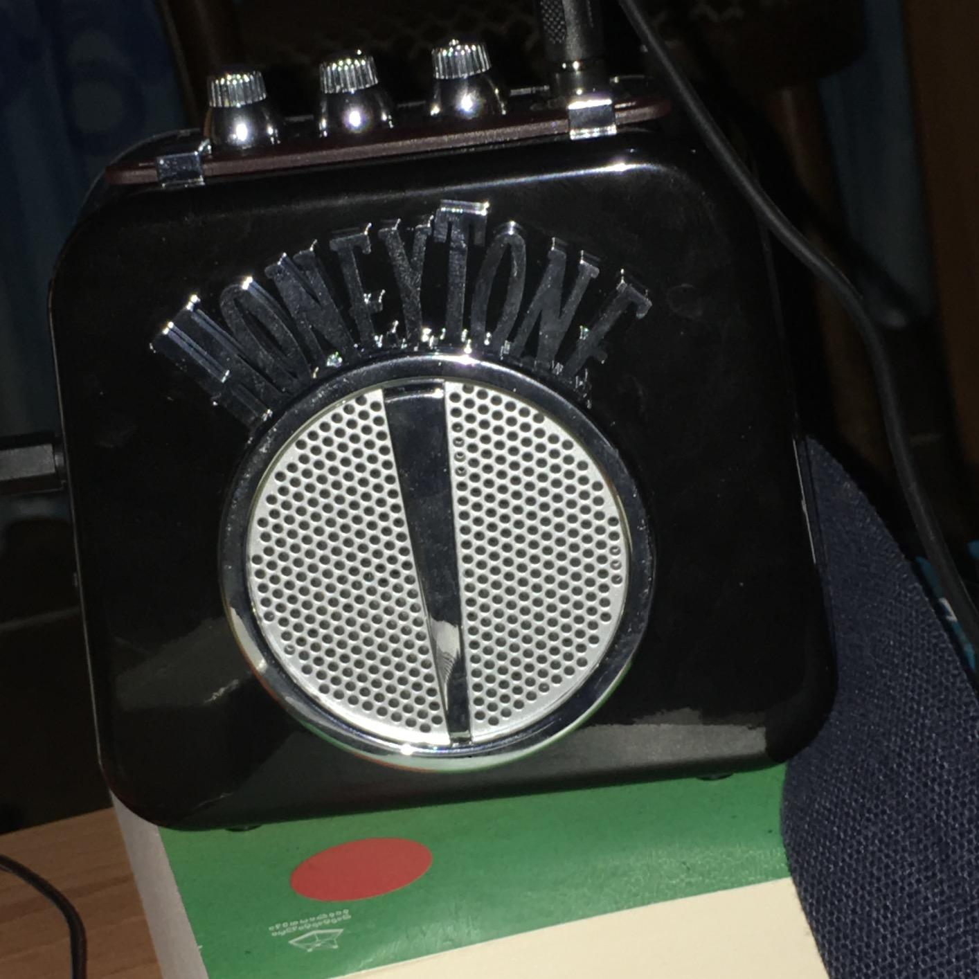 Danelectro Honeytone N-10 Guitar Mini Amp, Black with belt clip customer photo 1