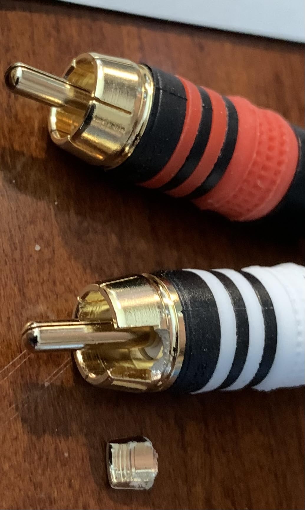 Monoprice 1.5ft Premium 2 RCA Plug/2 RCA Plug M/M 22AWG Cable - Black customer photo 2