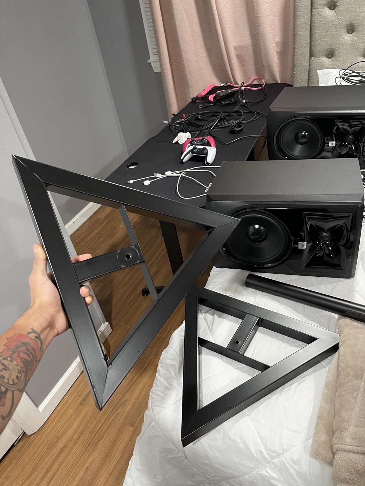 Rockville RVSM1 Pair of Near-Field Studio Monitor Stands, Adjustable Height 33-45in, Heavy-Duty Steel, EVA Foam Padding, Vibration Reduction, for Home Studio Musicians and Audio Engineers customer photo 1