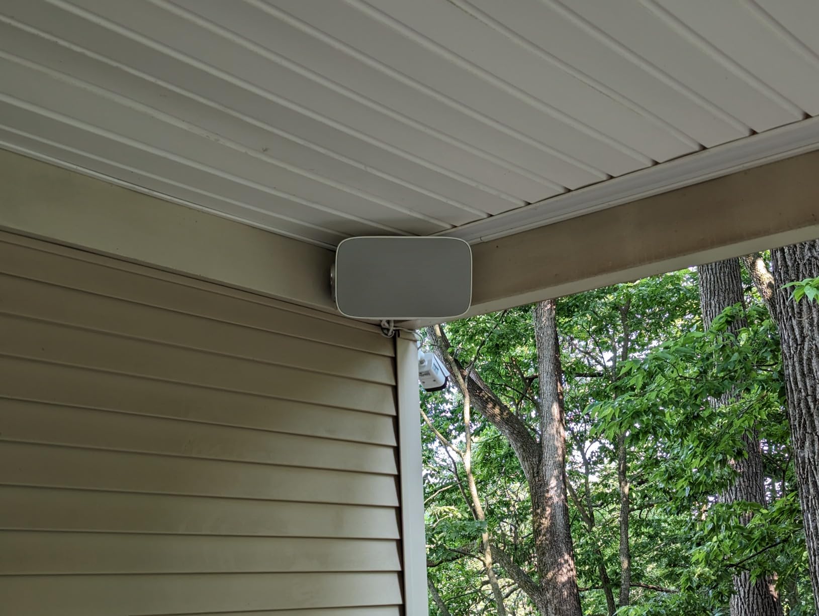 AM-1 Architectural Monitor Outdoor Speakers (Pair, White) customer photo 1