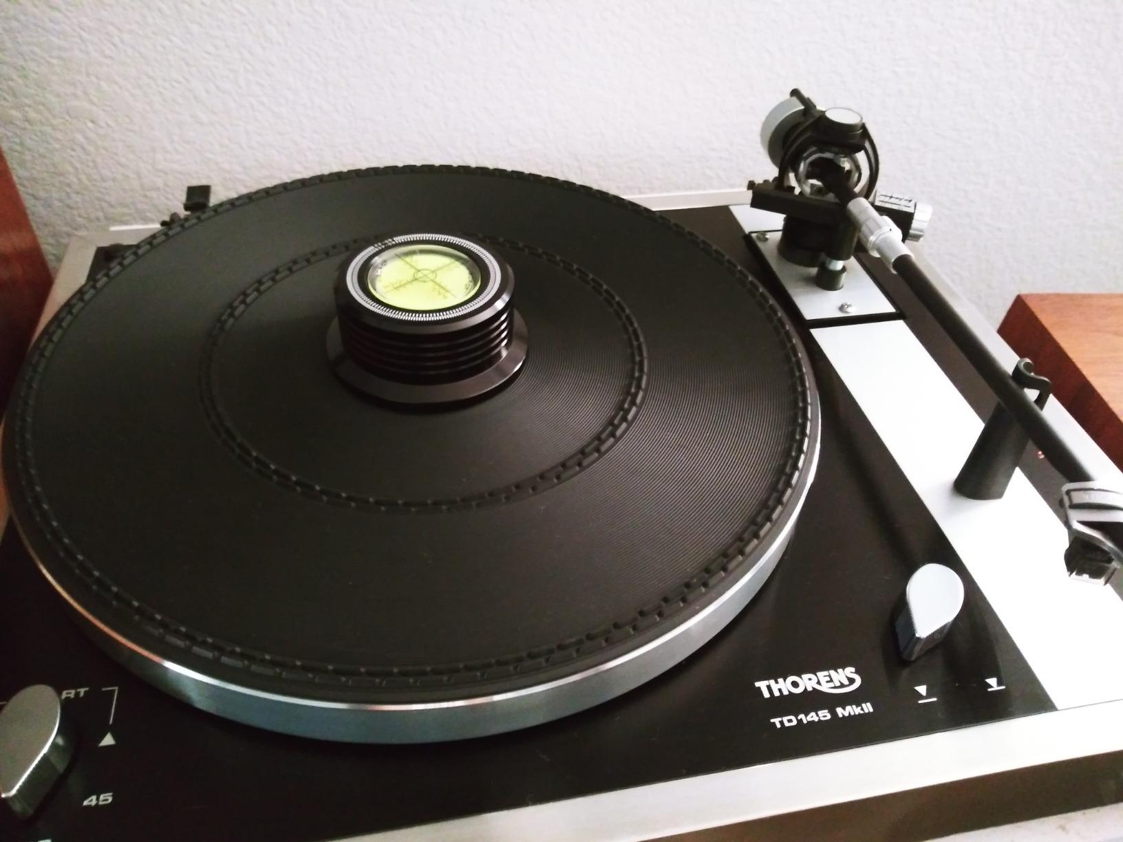 Viborg LP628B Record Weight Stabilizer, Turntable Level and Strobe Scale All-in-one, 280G LP Disc Stabilizer Vinyl Clamp customer photo 1