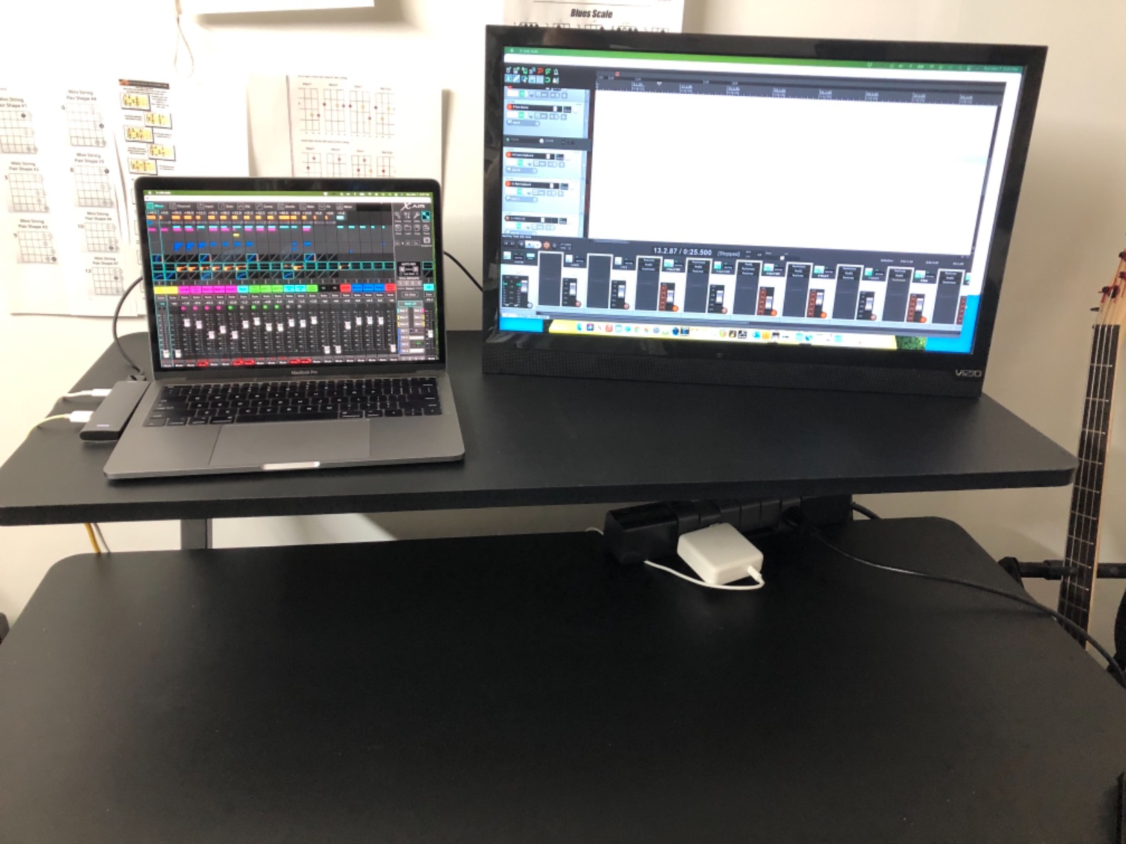 On-Stage WS7500 Series Wood Studio Workstation, Black customer photo 1