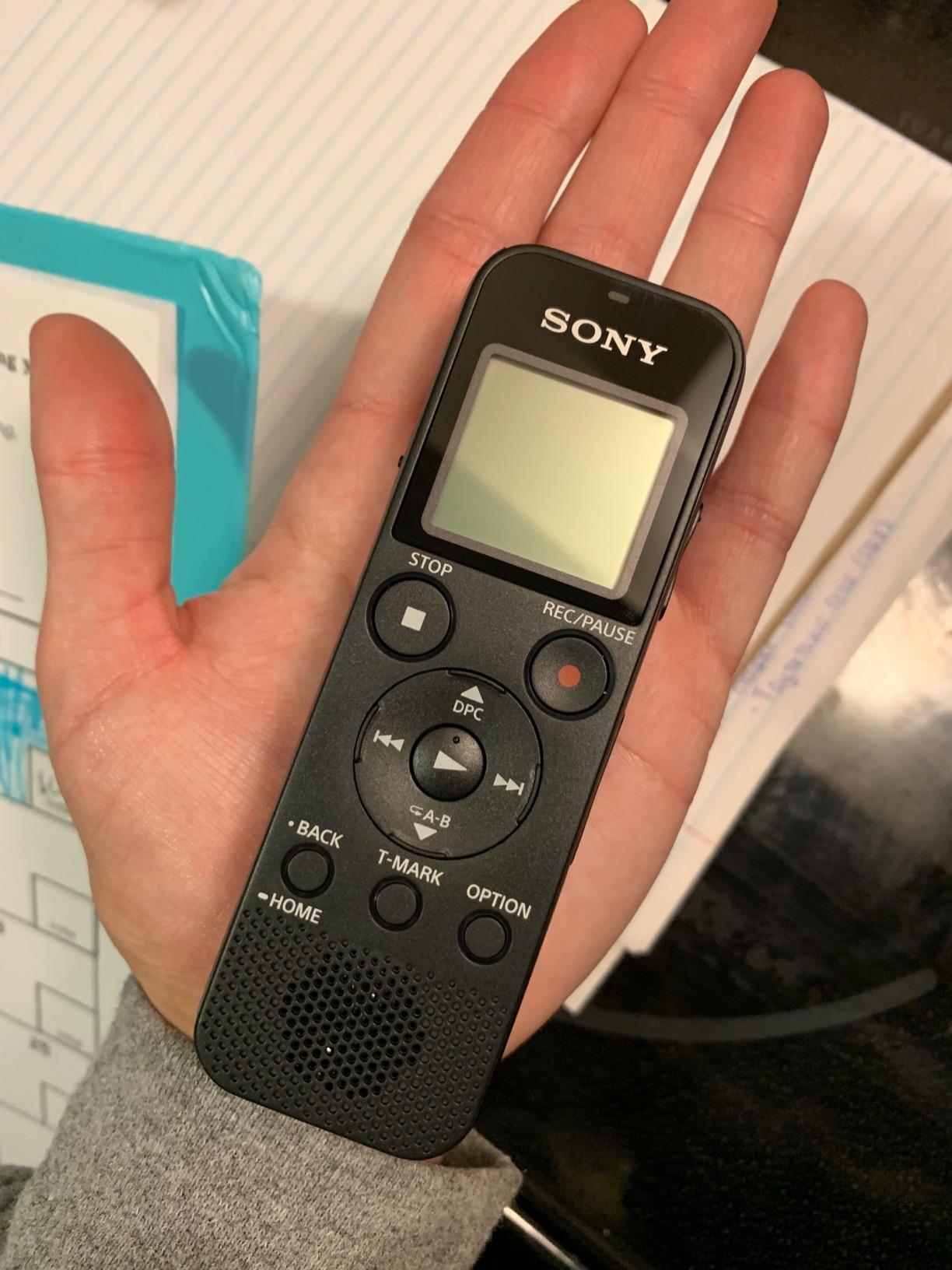 Sony ICD-PX370 Mono Digital Voice Recorder with Built-In USB Voice Recorder,black | 4GB Internal Memory, MP3 Recording, Microsd Expandable, Monaural Mic, Includes 2x Aaa Batteries customer photo 1