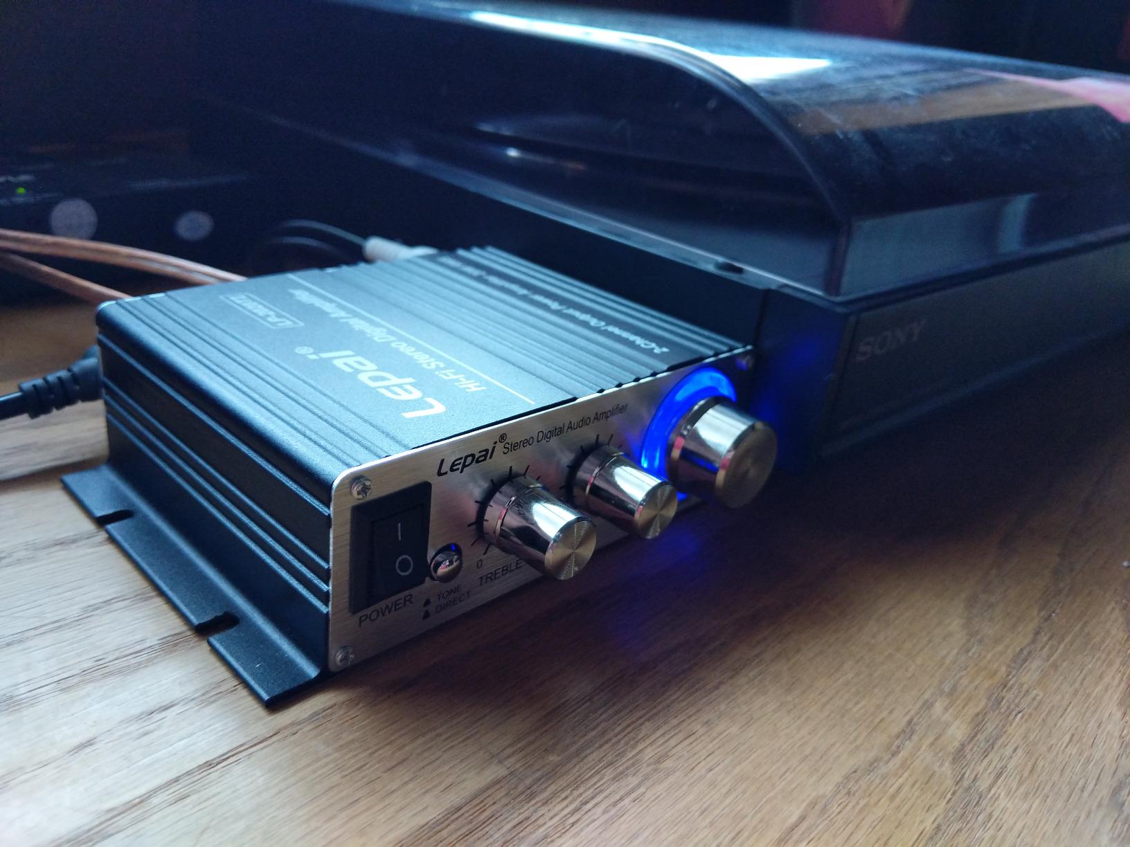Lepai LP-2020TI Hi-Fi Mini Class D Stereo Amplifier - 20W Max at 4 Ohms, 12W Max at 8 Ohms, Digital Audio Solution with Power Supply customer photo 1