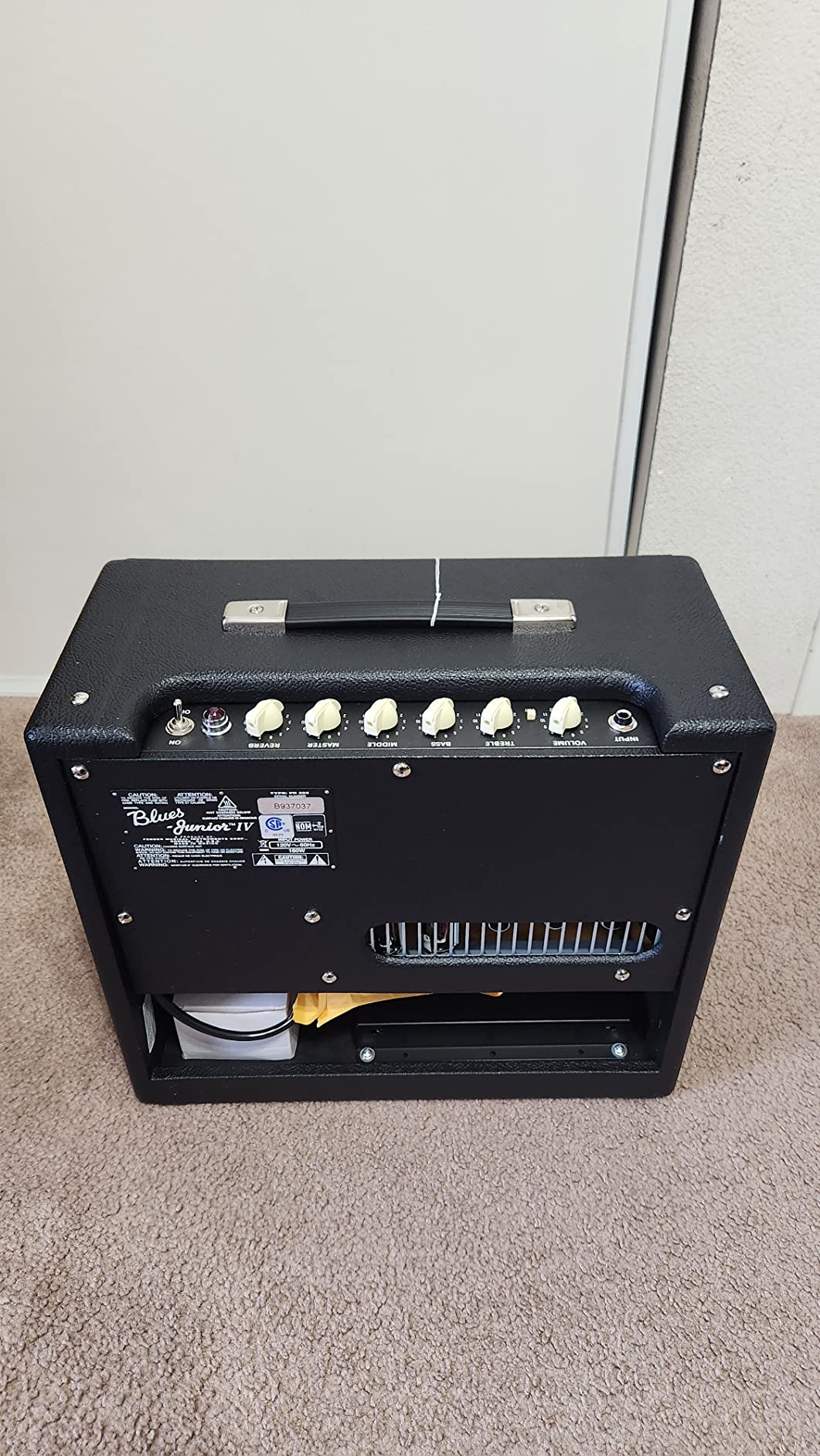 Fender Blues Junior IV Guitar Amplifier, Black, with 2-Year Warranty customer photo 2