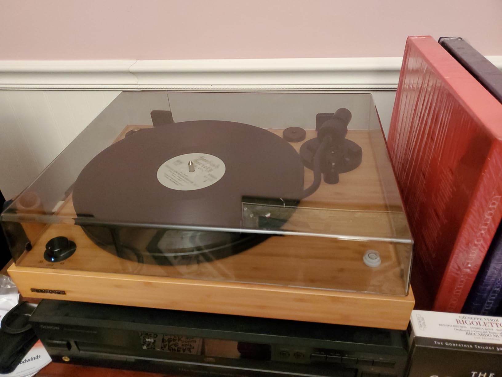 Fluance RT84 Reference High Fidelity Vinyl Turntable with Ortofon 2M Blue Cartridge, Speed Control Motor, Walnut customer photo 2