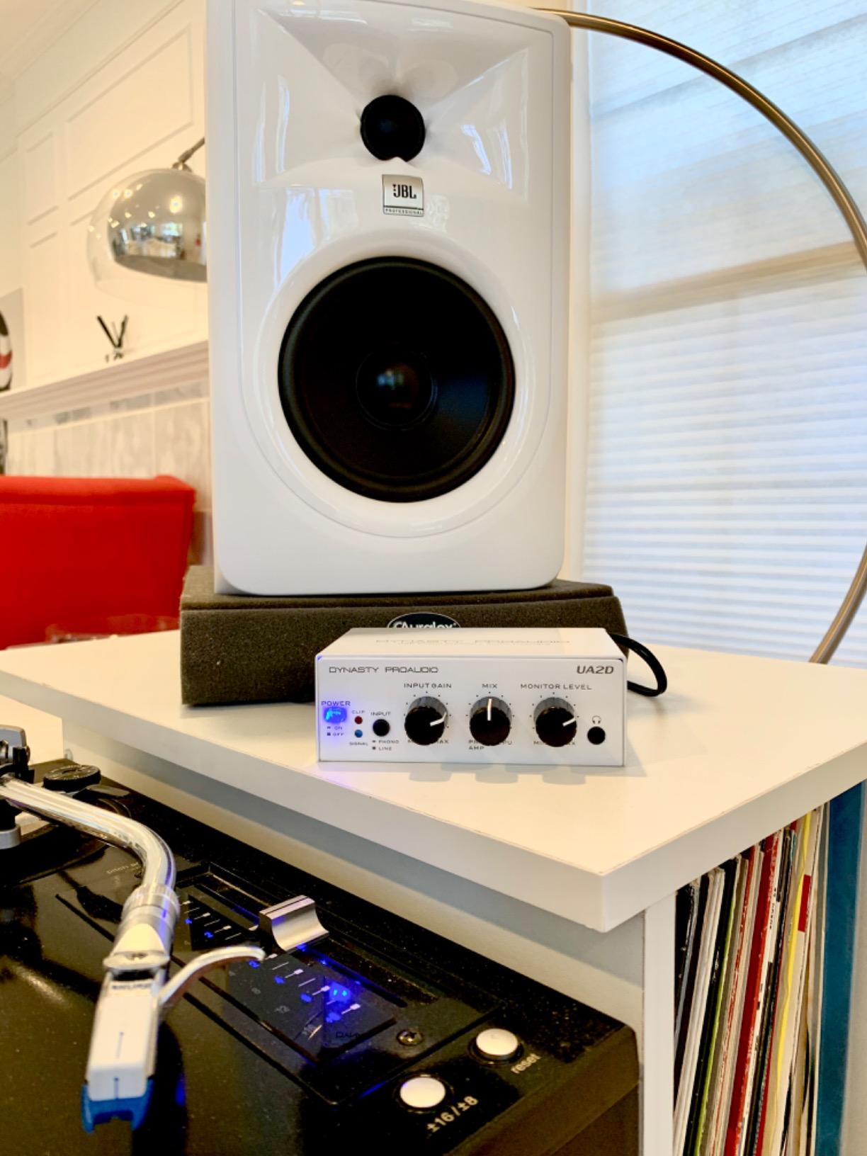 DYNASTY PROAUDIO UA2D USB Phono Preamp for Turntable, Preamp with RIAA Equalized Low Noise Moving Magnet A/D Converter (Power Adaptor & USB Cable Included) customer photo 1