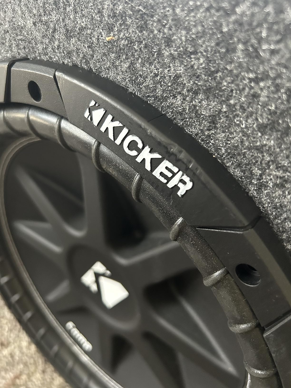 KICKER Comp 12