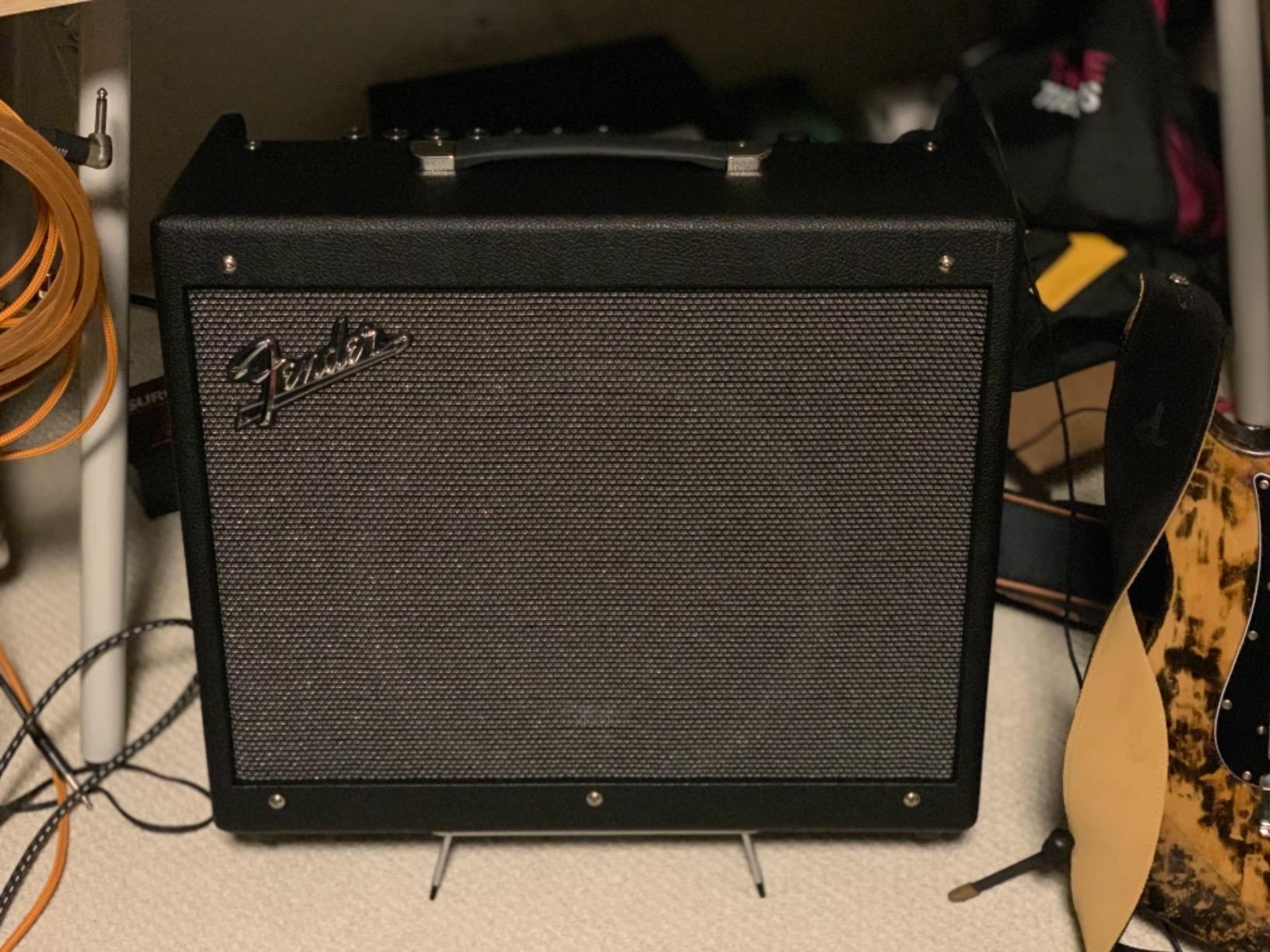 Fender Mustang GTX100 Guitar Amplifier, 100-Watt Digital Modeling Combo Amp with 12