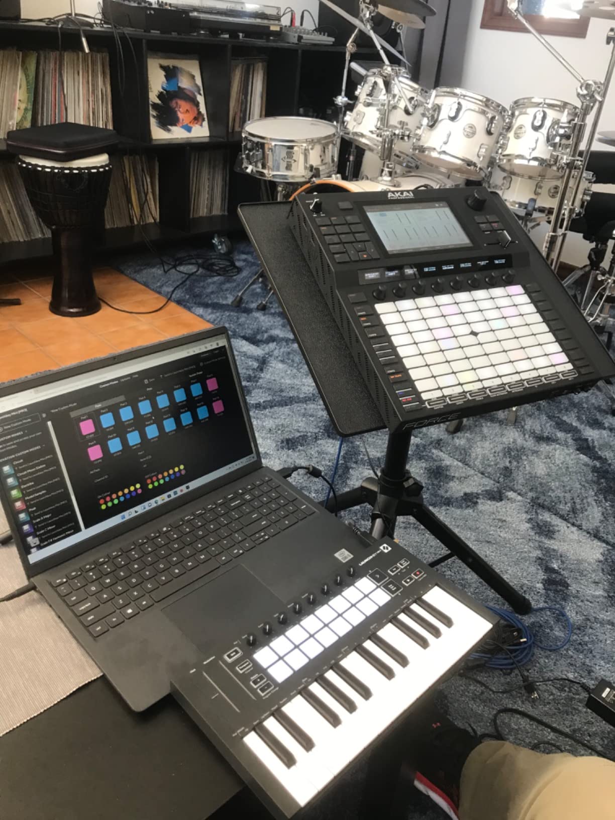 Novation Launchkey 25 [MK3] MIDI Keyboard Controller - Seamless Ableton Live Integration. Chord Mode, Scale Mode, and Arpeggiator customer photo 1