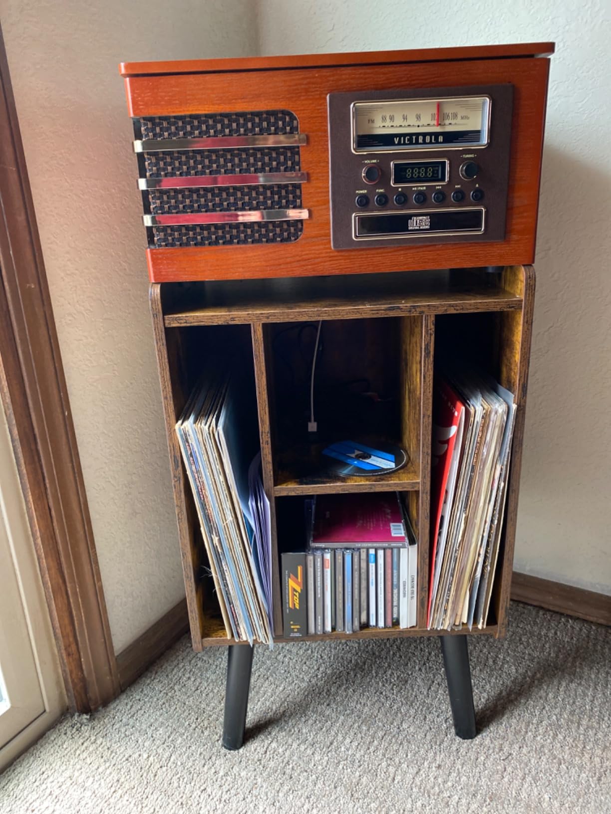 Victrola Ellington - 3-Speed (33 1/3, 45, 78 RPM) Bluetooth Record Player with CD Player, FM Radio, Premium Ceramic Stylus, & Built-in Speaker, RCA Out & Aux in, Wireless Music Streaming (Mahogany) customer photo 2