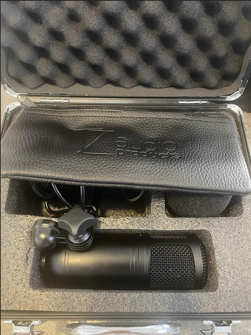 Stellar X3 Large Diaphragm Condenser Microphone customer photo 1