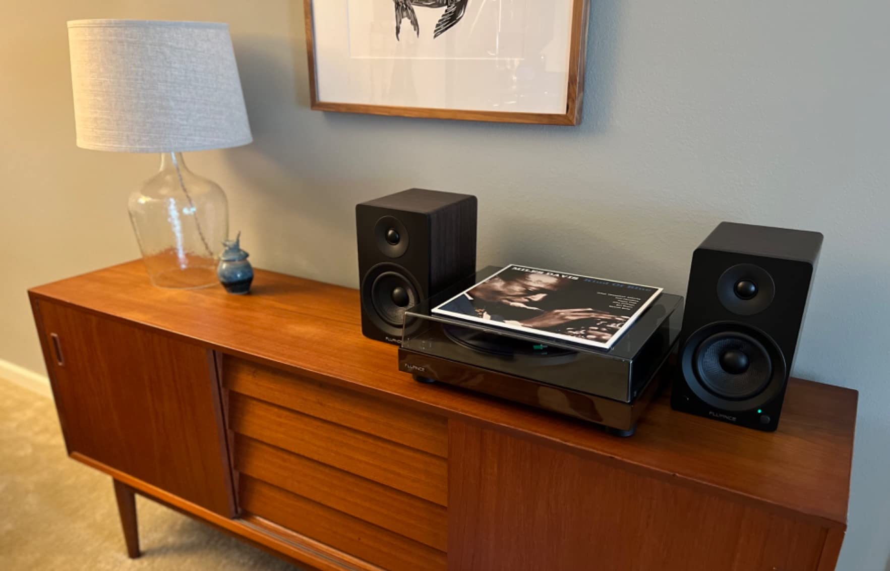 Fluance RT81 Elite High Fidelity Vinyl Turntable (Piano Black) with Ai41 Powered 5