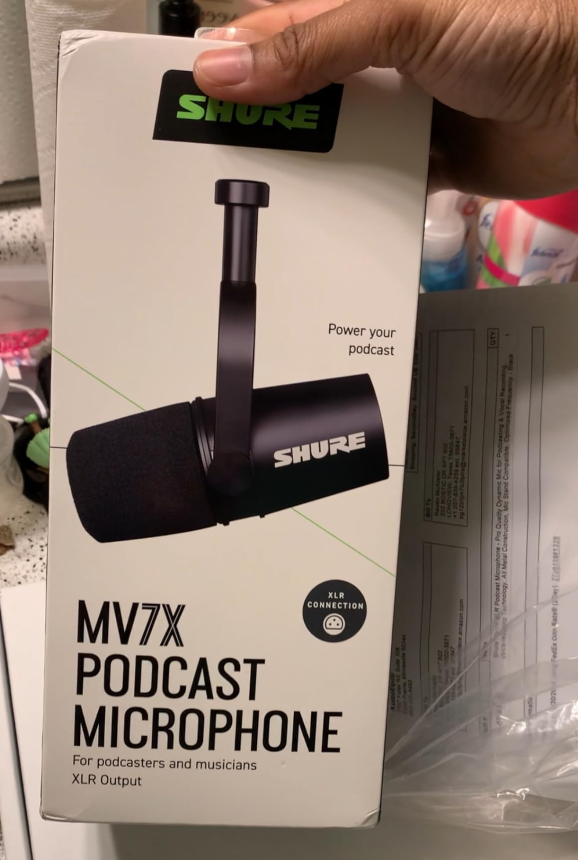 Shure MV7X XLR Dynamic Microphone for Podcasting, Streaming & Vocal Recording customer photo 1
