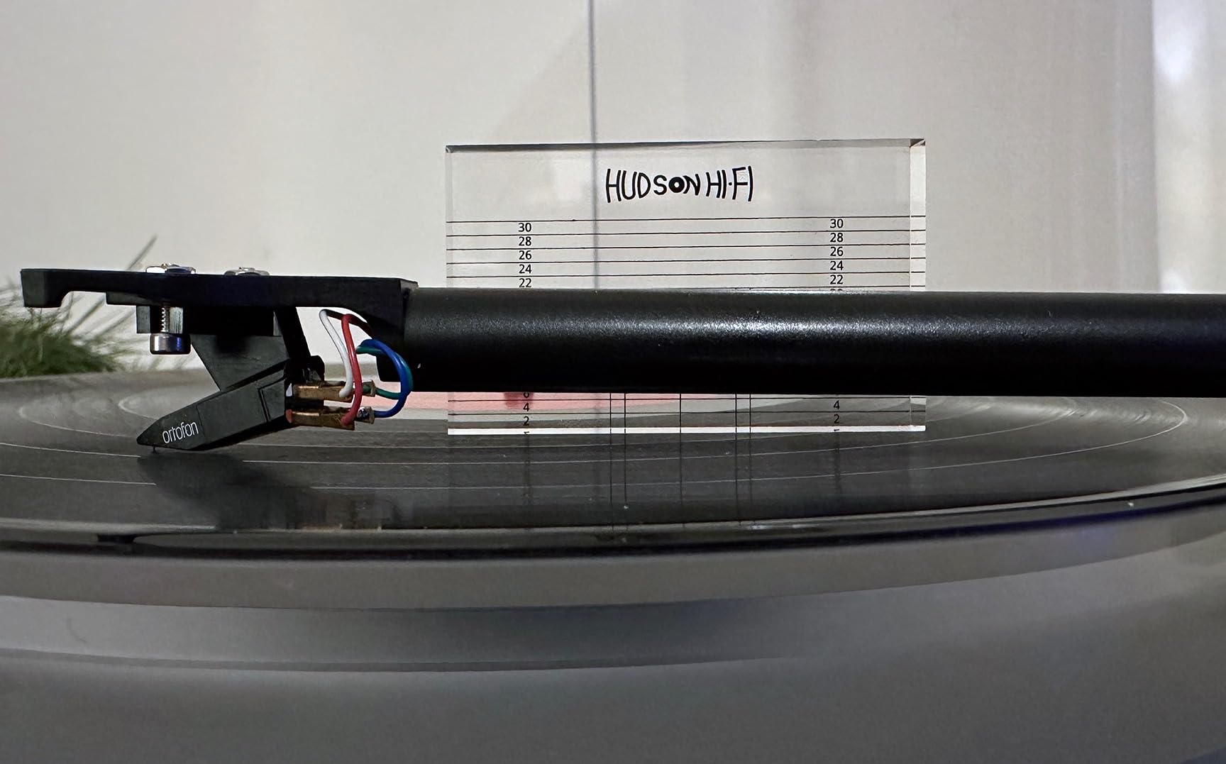 Acrylic Platter Upgrade (15mm Height) for Rega Planar 1/2/3/RP1/RP3/P1/P2/P3/P3-24 and NAD 533 Turntables customer photo 1
