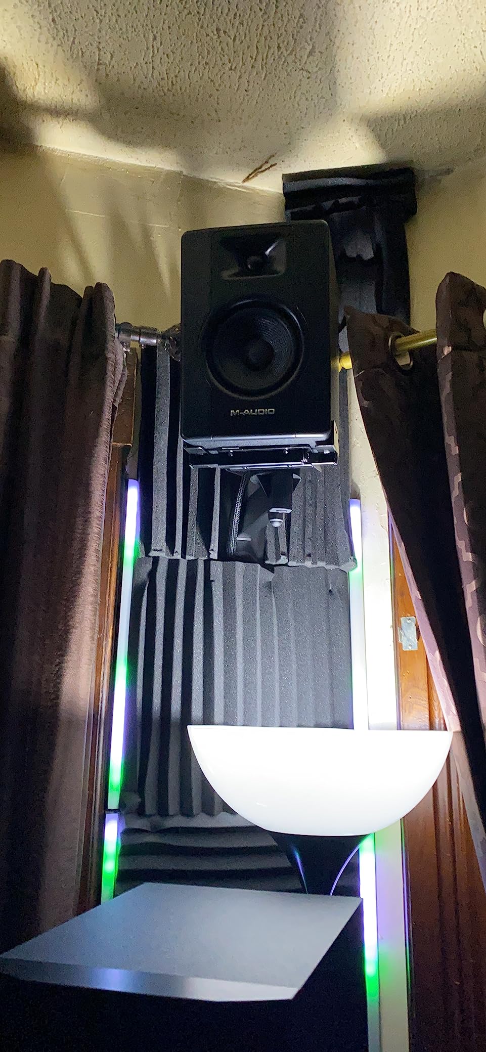 M-AUDIO BX3BT 3.5