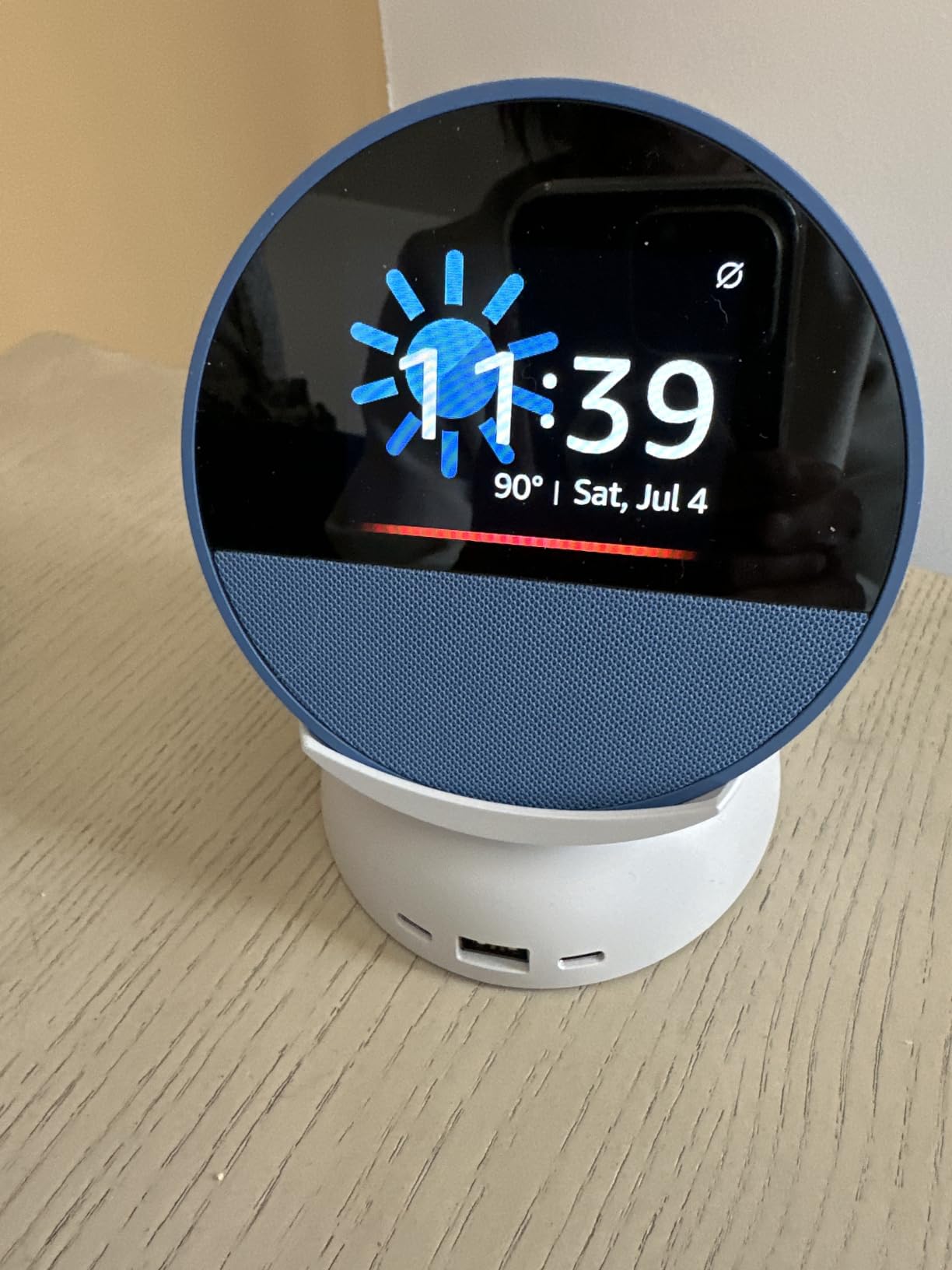 Amazon Echo Spot (newest model), Great for nightstands, offices and kitchens, Smart alarm clock, Designed for Alexa+, Black customer photo 1