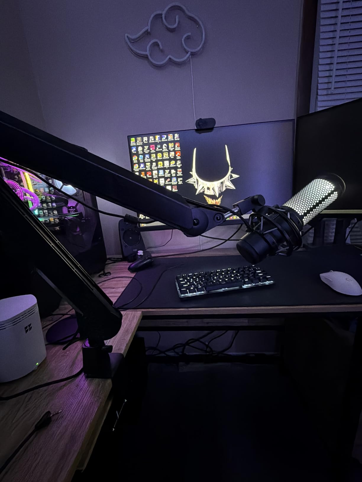 InnoGear Mic Arm Microphone Boom Arm Cable Management for Blue Yeti, Black | Desk Mount, Professional, Extendable, Horizontal Reach 32.3
