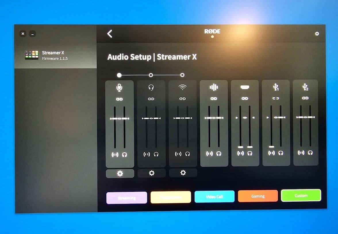 RODE X Streamer X Professional Audio Interface and 4K Video Capture Card customer photo 1