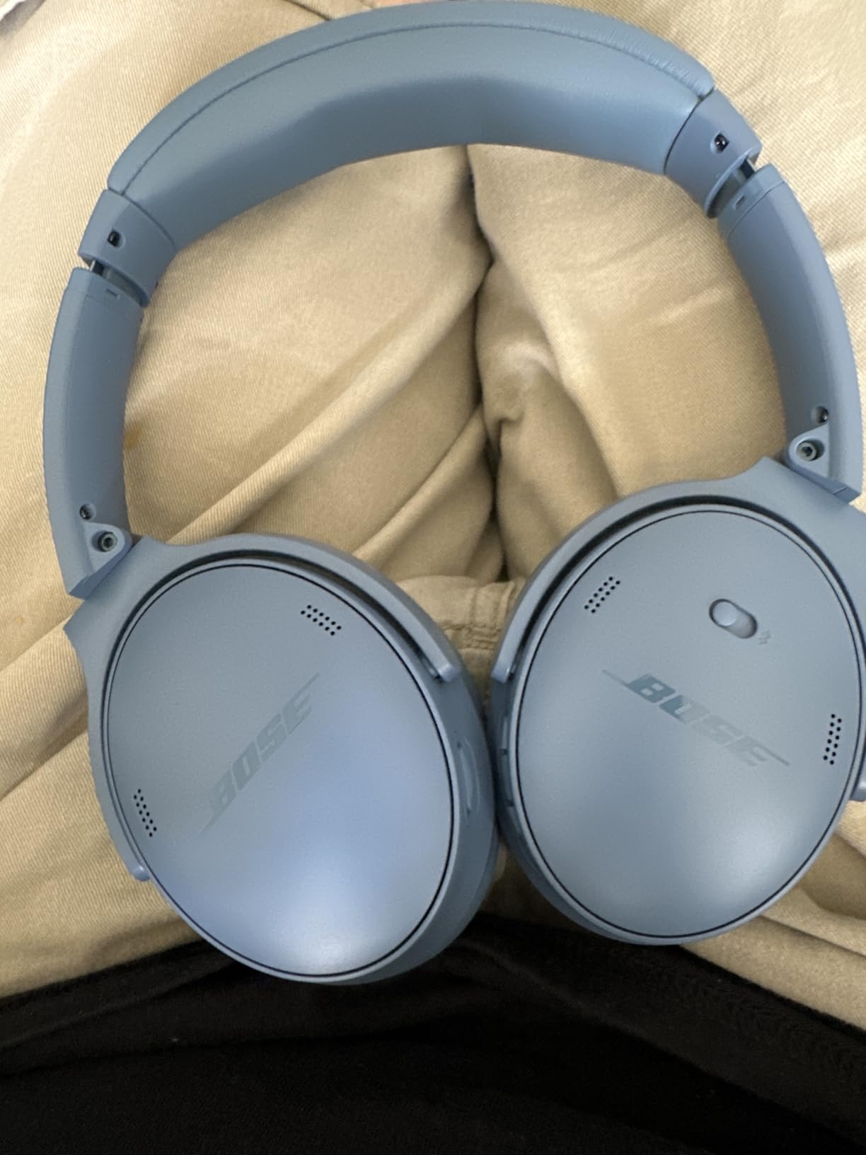 Bose QuietComfort Headphones - Wireless Bluetooth, Active Over Ear Noise Cancelling, Black customer photo 1