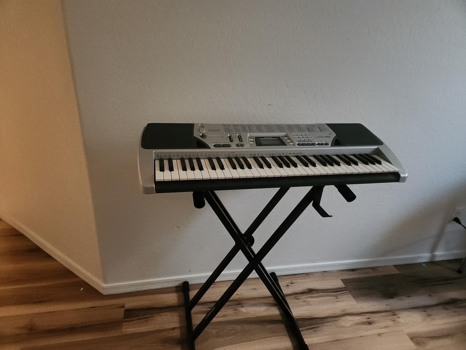 Liquid Stands Piano Keyboard Stand X Style Adjustable Portable Heavy Duty | Fits 54 61 88 Key Electric Compatibility, Double Braced Foldable Frame, Digital Music Table for Kids and Adults customer photo 1