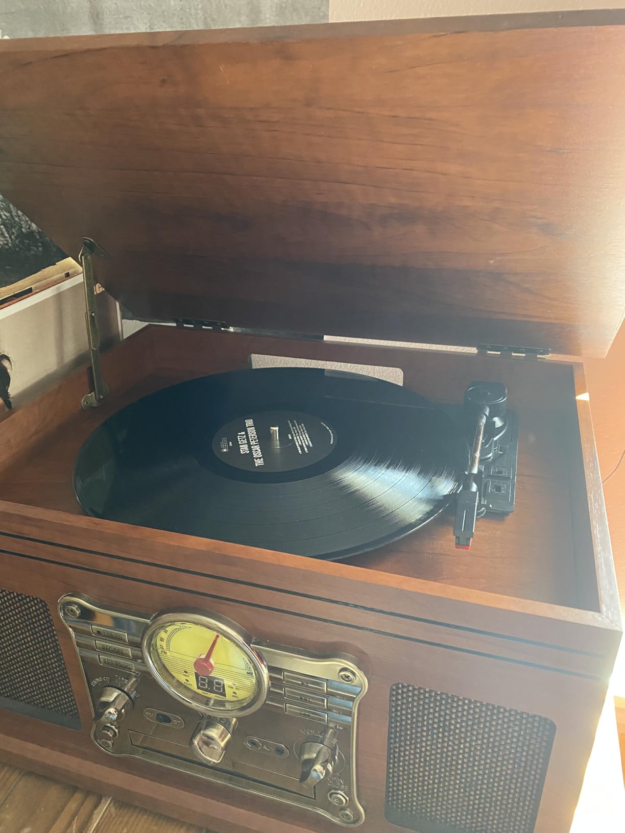 FEKTIK Bluetooth Record Player 10 in 1, 3-Speed Turntable for Vinyl with Speakers, LP to MP3 Converter, CD, Cassette Player, FM Radio, Wireless Streaming | Mahogany customer photo 1
