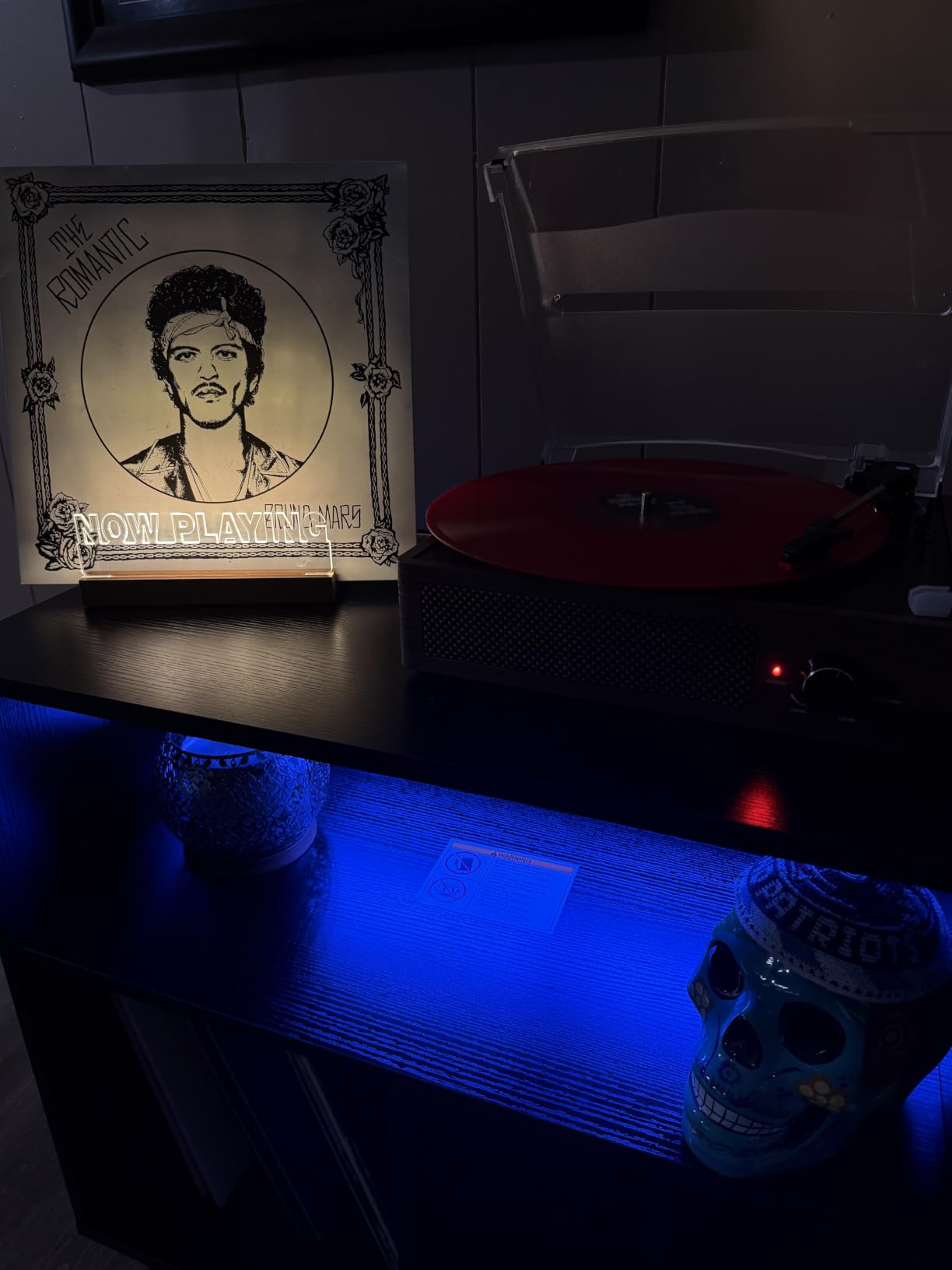 CoolGift Mart Now Playing Vinyl Record Stand, Light up Record Holder, Wooden Acrylic Display with Warm White Lights for Albums, Room Decor, for Vinyl Lovers customer photo 2