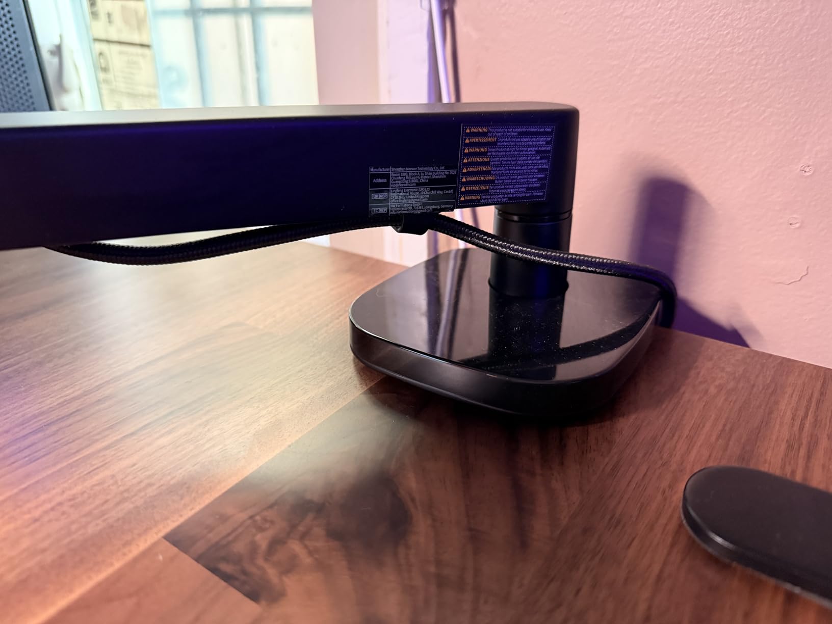 NEEWER Low Profile Mic Arm Desk Mount MS002 | 360 Degree Swivel Boom Arm with Pneumatic Damping, Cable Management, for Shure MV7 SM7B Blue Yeti customer photo 2