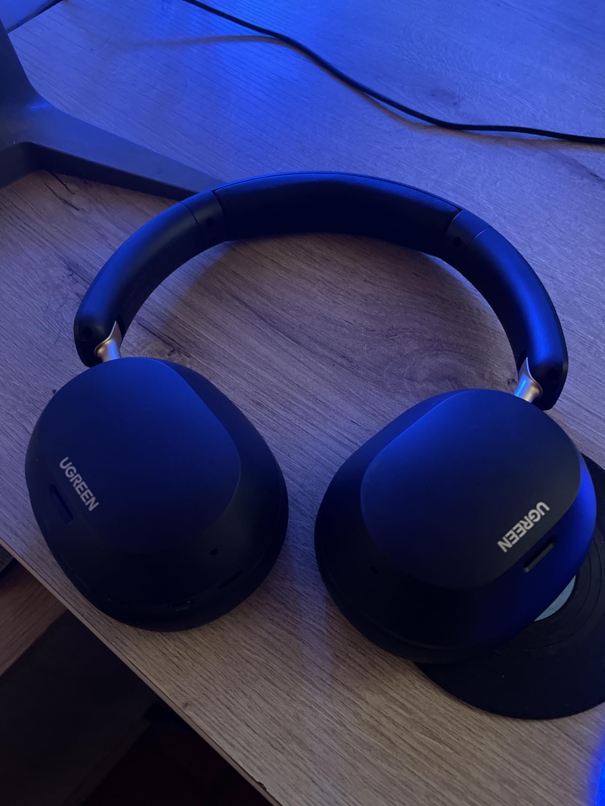 UGREEN HiTune Max5c Wireless Over Ear Headphones, Hybrid ANC, 75H Playtime, Hi-Res LDAC, Spatial Audio, Bluetooth 5.4 customer photo 2