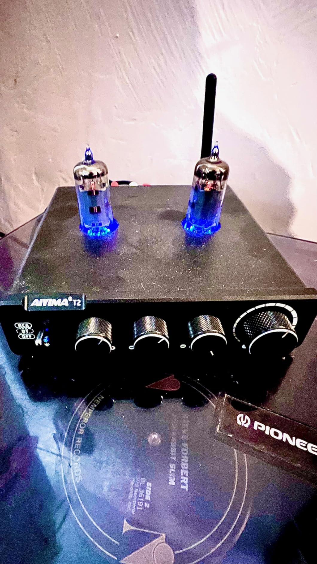 AIYIMA T1 PRO Vacuum Tube Preamplifier Bluetooth 5.1 with Treble Bass | 12V Trigger/RCA Out | Swappable Op-Amp & Tubes | Home Audio Pre-amp for 2.0/2.1 A07 MAX Stereo Amplifiers & Bookshelf Speaker customer photo 2