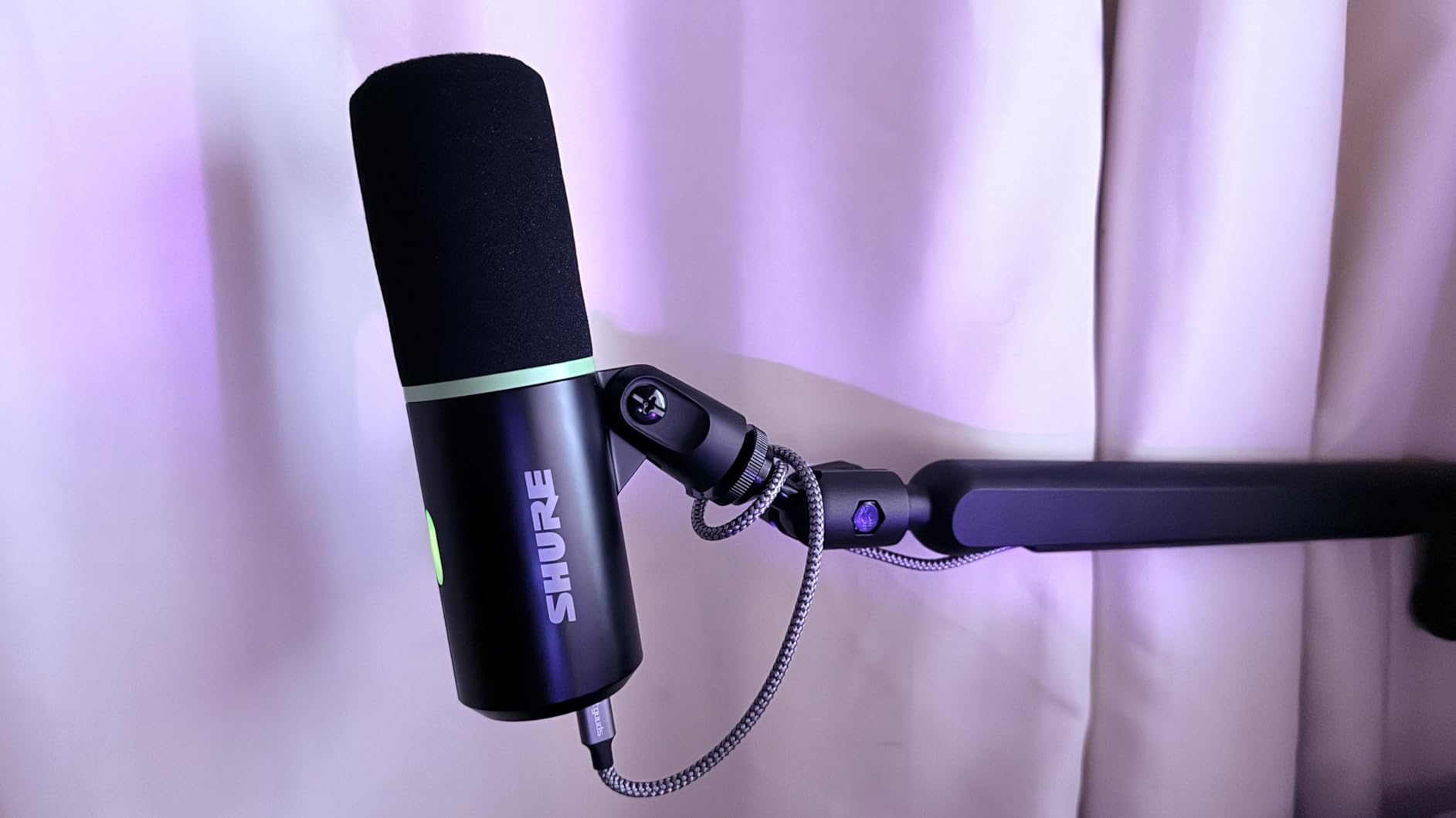 Shure MV6 USB Gaming Microphone for Streaming & Recording customer photo 1