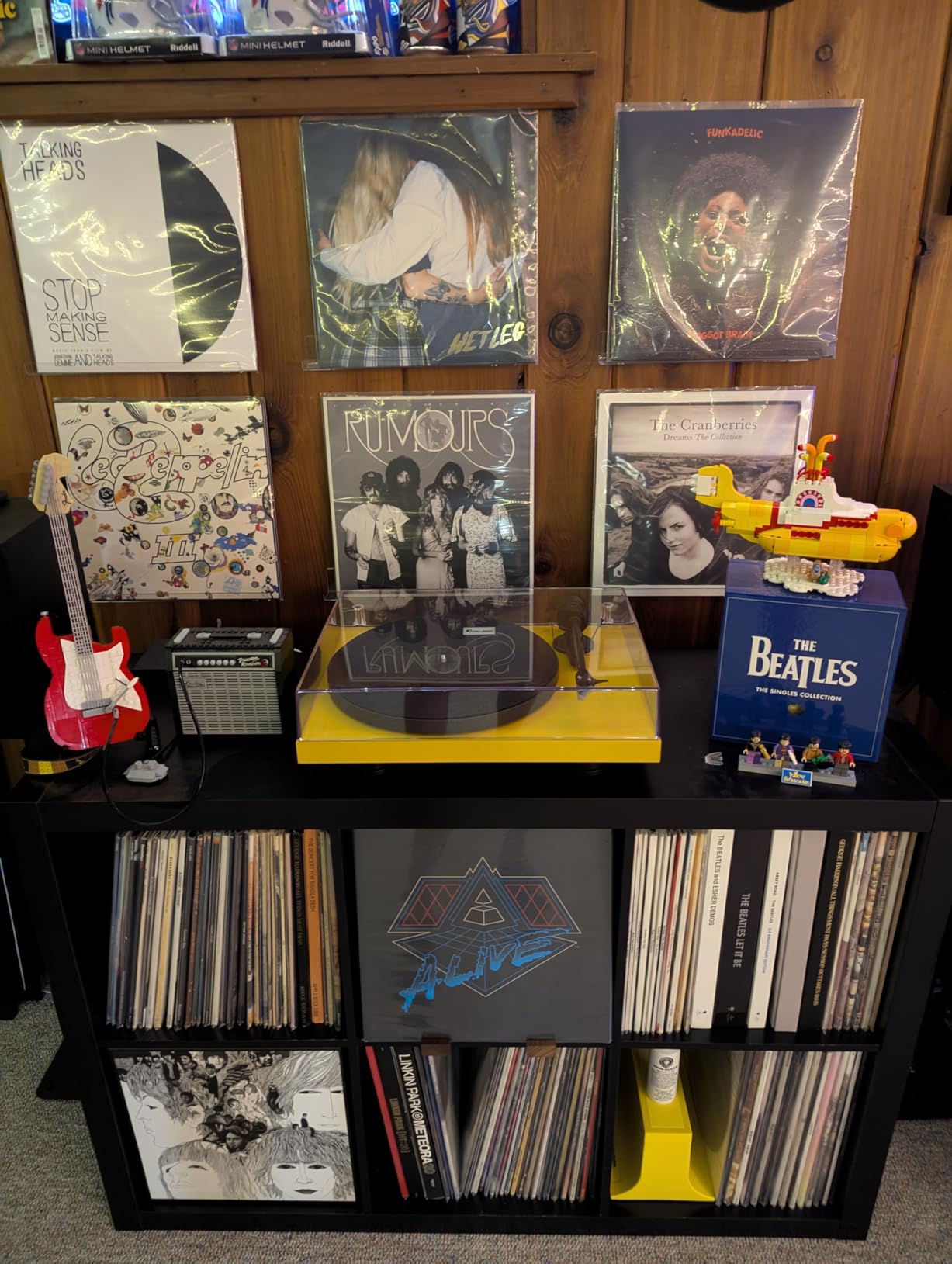 Pro-Ject Debut EVO 2, Next Generation Audiophile Turntable with Carbon Fiber Tonearm, Electronic Speed Selection (Black Satin) customer photo 1