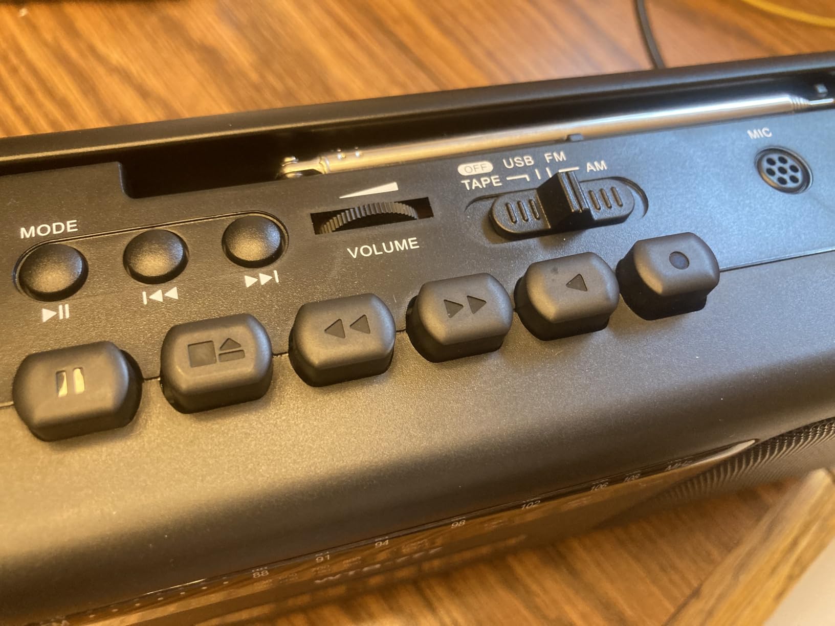 Cassette Tape Player and Tape Cassette Recorder with Bluetooth Boombox, AM/FM Radio, USB, Earphone Jack, Built-in Microphone, DC/AC Powered, Portable Cassette Player Recorder(White) customer photo 1