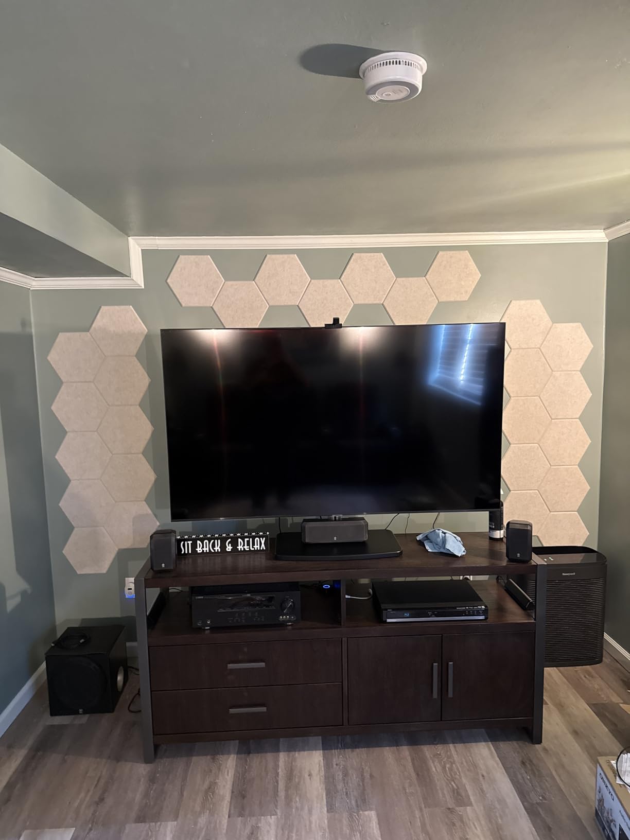 Soundsbay Self-Adhesive Soundproof Wall Panels 12