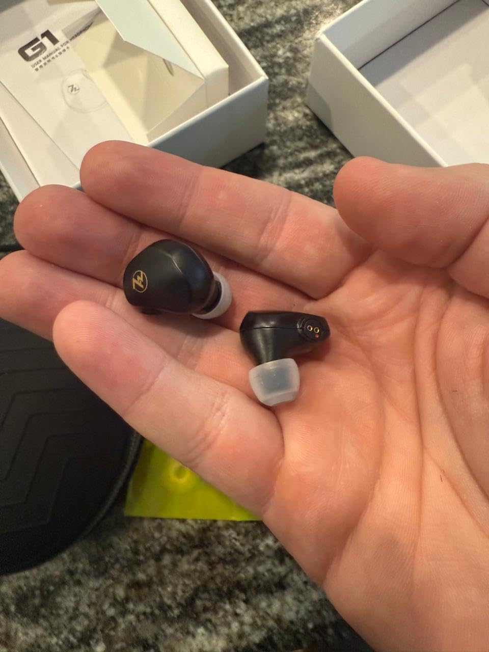 7HZ G1 10mm DLC Dynamic Driver IEM HiFi Wired Earbuds In Ear Monitors | with Detachable OFC Silver-Plated Cable, Ergonimic In-Ear Earphones for Gaming & Music Audiophiles (without Mic, Black) customer photo 1