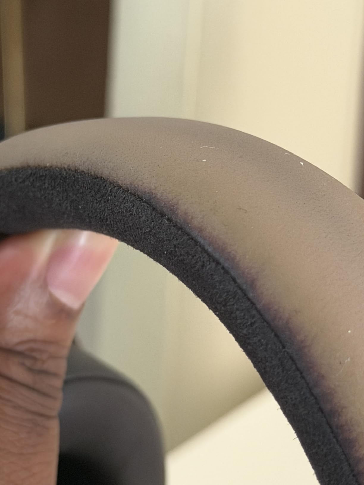 Focal BATHYS MG Wireless Headphones with Active Noise Cancellation customer photo 2