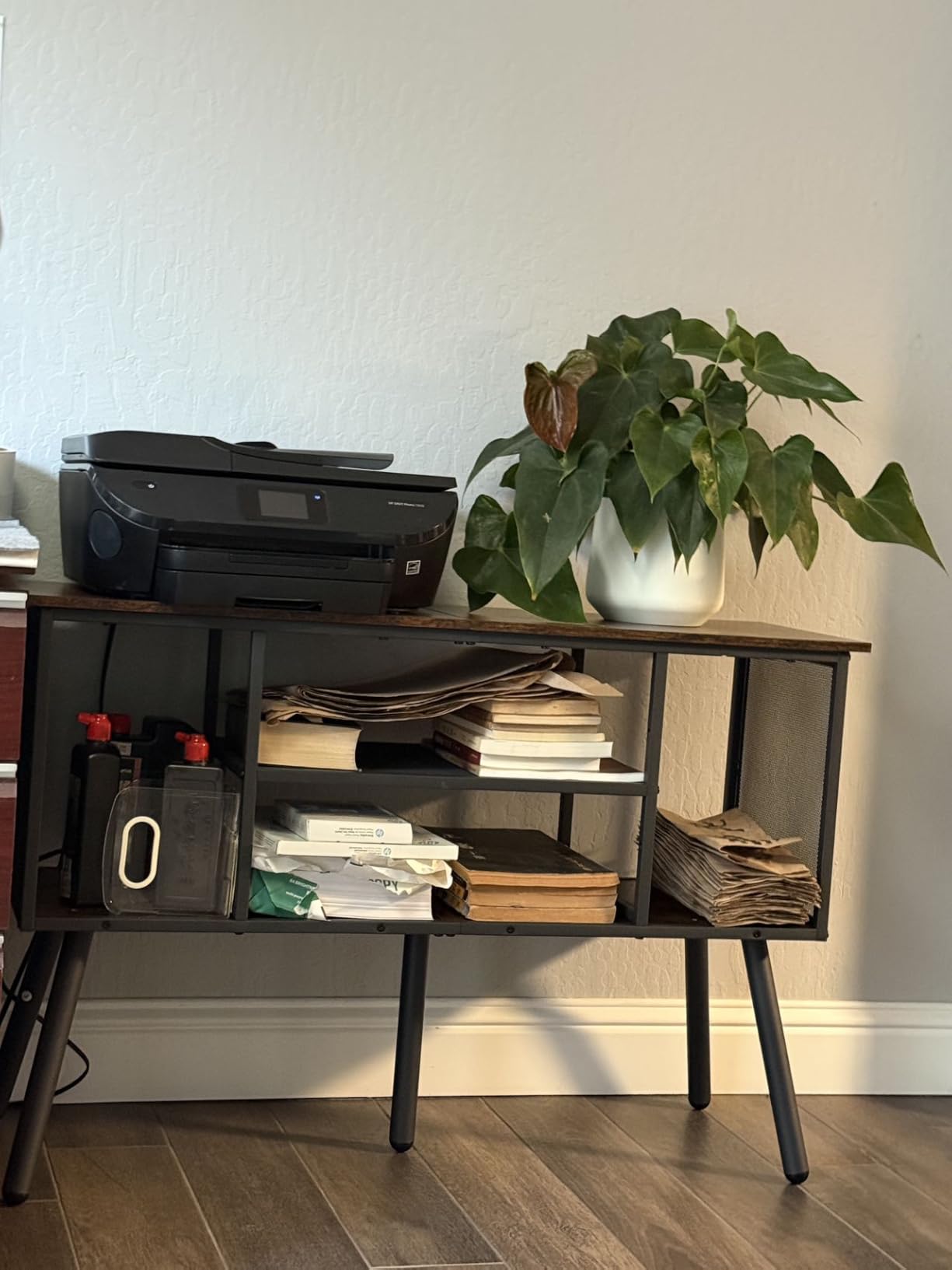 Record Player Stand with Adjustable Divider Vinyl Storage Holder Up to 200 Albums Mid-Century Large Record Player Table Vinyl Holder Turntable Stand End Table for Bedroom & Living Room, Patent Pending customer photo 2