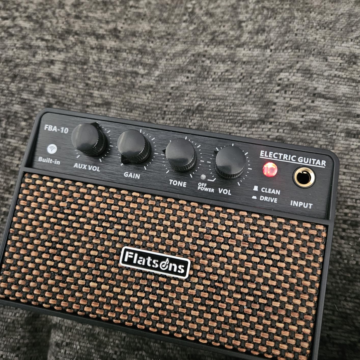 FBA-10 Guitar Amp, 10W Mini Electric Guitar Amplifier with Clean/Drive Channel, 6H Work, USB-C Rechargeable, 3.5mm Headphone/AUX, Wireless Portable Amp for Indoor Practice, Travel (White) customer photo 2