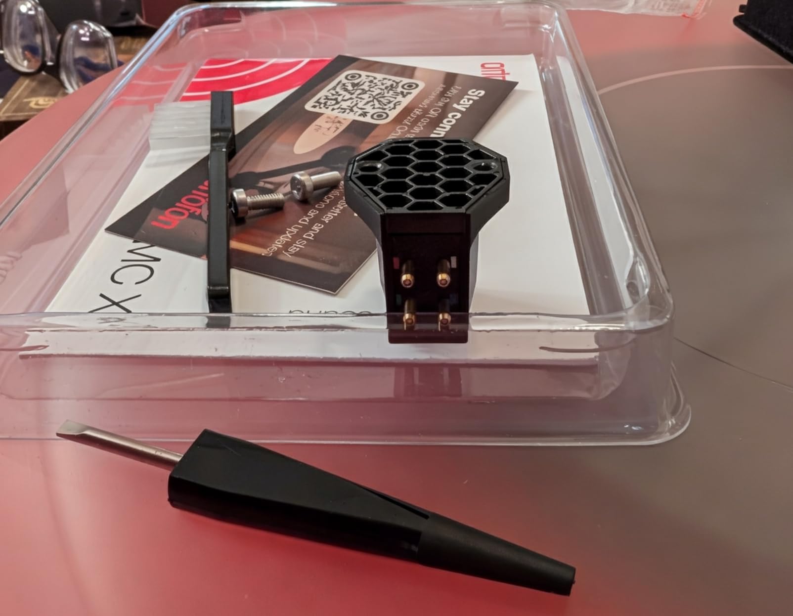 MC X40 Moving Coil Phono Cartridge with Nude Shibata Stylus and Boron Cantilever (Black) customer photo 1
