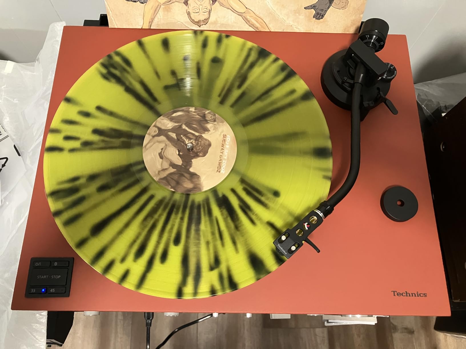 Technics Turntable, Premium Class HiFi Record Player with Coreless Direct Drive Motor and Bluetooth, Stable Playback, Audiophile-Grade Cartridge and Precision Tonearm, SL-40CBT-K, Aluminum customer photo 1