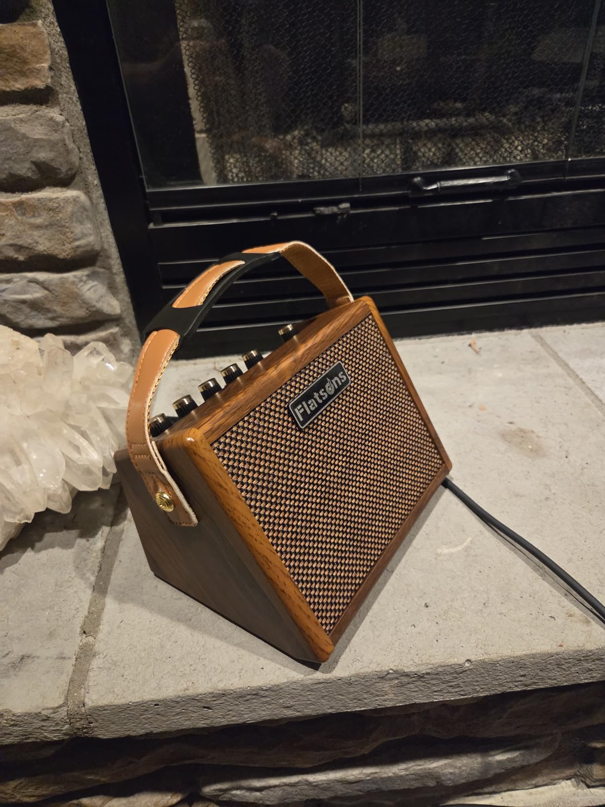 Flatsons Crush20 Acoustic Guitar Amp, 20W Mic/Guitar Amplifier with Reverb, 2-Band EQ, Rechargeable 8H Battery Life, Advanced Dual-chip Wireless Portable Speaker for 6.35mm Microphone/Acoustic Guitars customer photo 2
