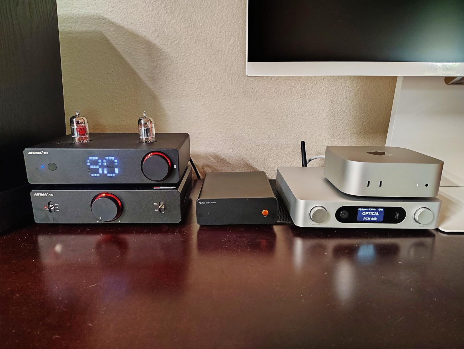 FiiO BR15 R2R High-Resolution Bluetooth 6.0 Audio Receiver with QCC5181, aptX Lossless & LDAC, 24-Bit R2R DAC, USB/Optical/Coaxial Input, RCA/XLR Output, Wireless HiFi Upgrade for Home Audio (Black) customer photo 1