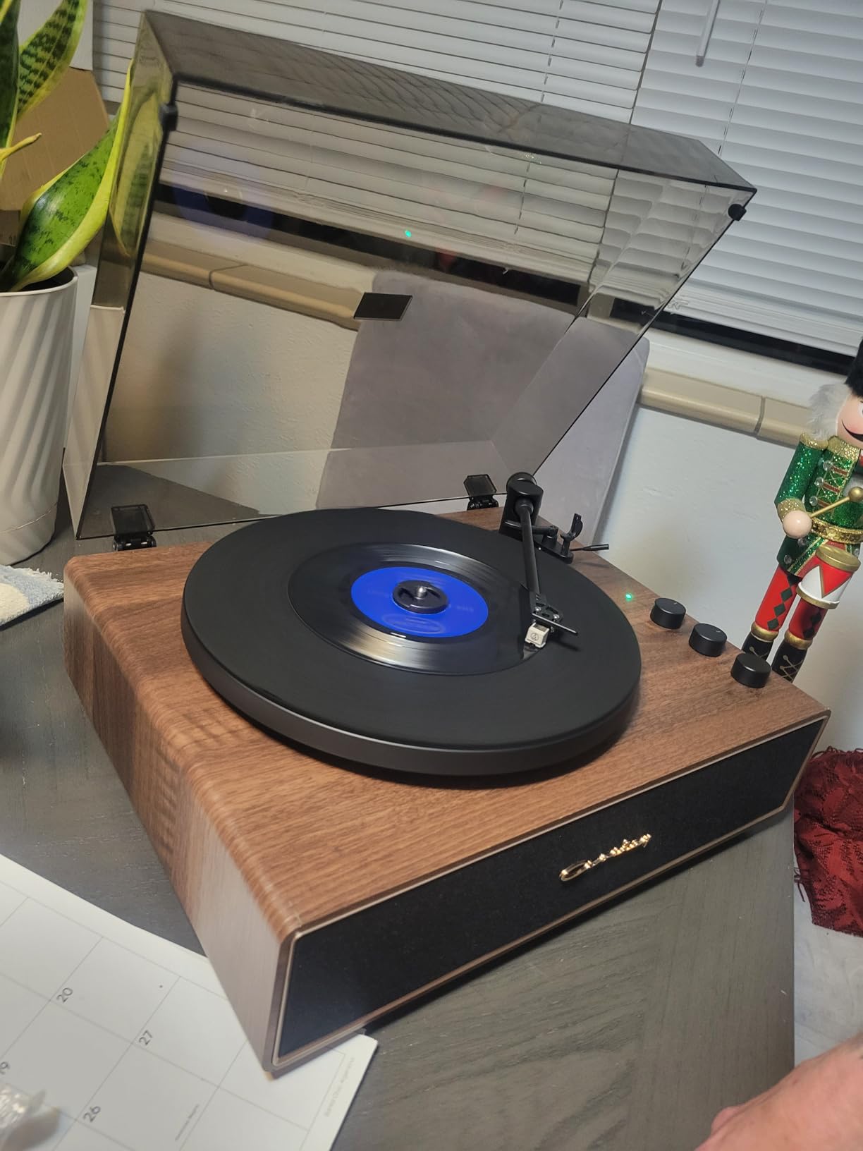 Crosley CR6046A-NASL Stave Record Player, Natural | 2-Speed Turntable, Bass/Treble Control, Carbon Fiber Tonearm, Adjustable Counterweight, ATN3600L Audio-Technica Cartridge customer photo 1