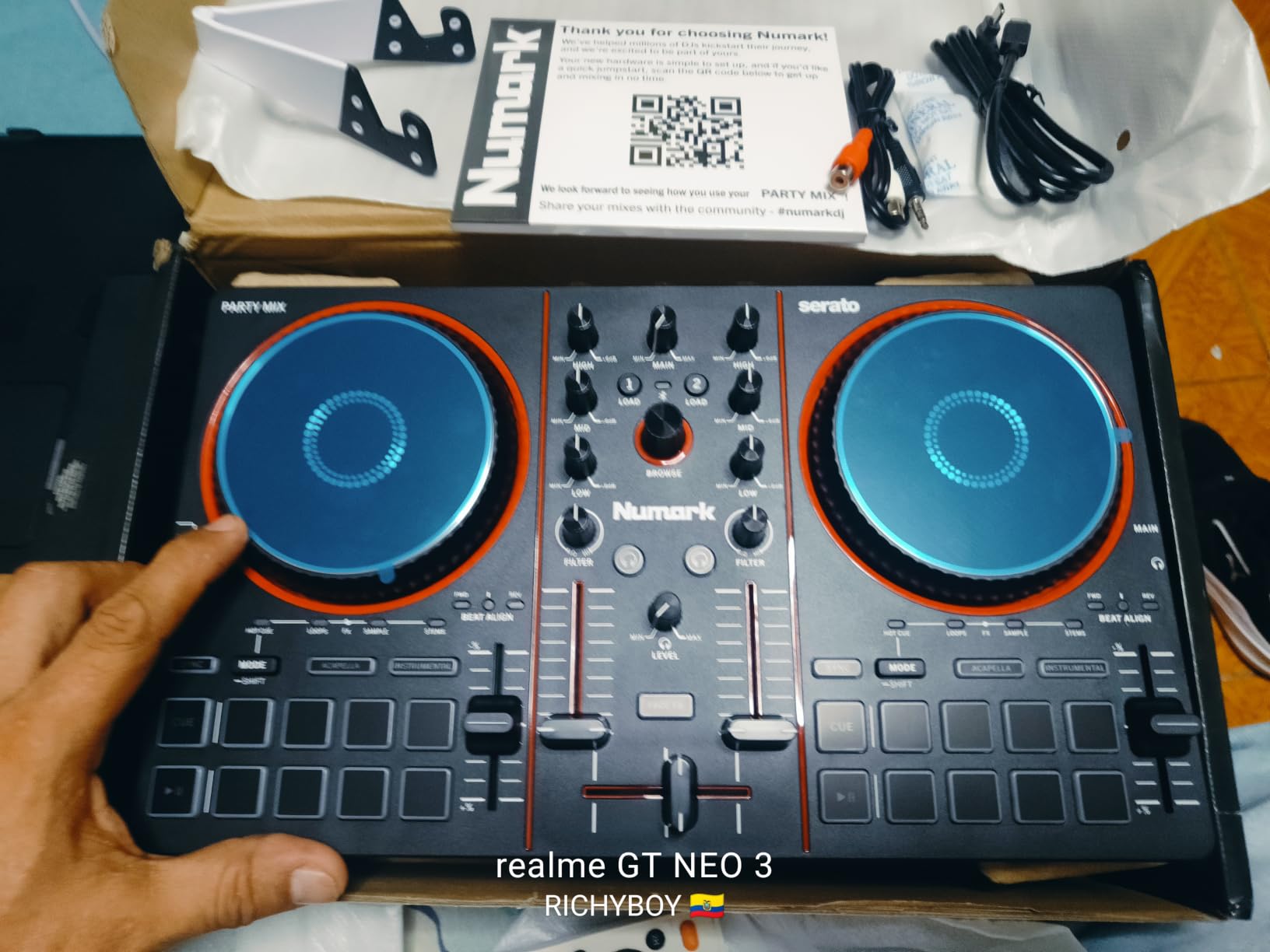 Numark Party Mix III Bluetooth DJ Controller with Built-in Lights, Stems Control customer photo 2