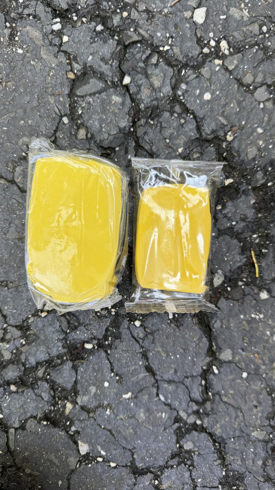 Mothers California Gold 3 Clay Bar Complete Kit, 3 80-gram Clay Bars, 07240 customer photo 1