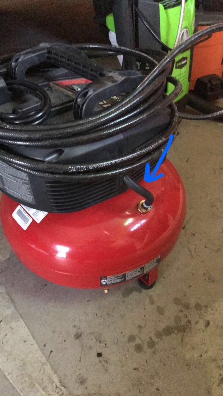 Black & Decker/dewalt C2002-WK Pancake Compressor customer photo 2