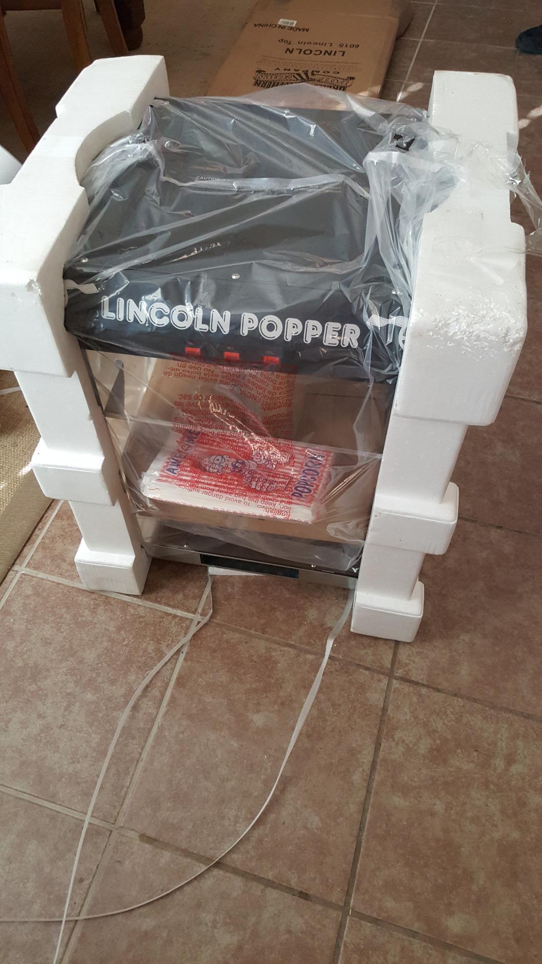Great Northern Popcorn Company Black Bar Style Lincoln 8 Ounce Antique Popcorn Machine (Bar Style) (6015 Lincoln Top) customer photo 2