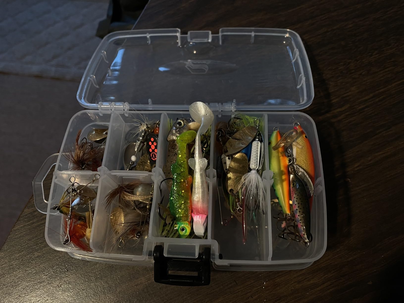 Plano 3449-22 Small Double-Sided Tackle Box, Premium Tackle Storage customer photo 1